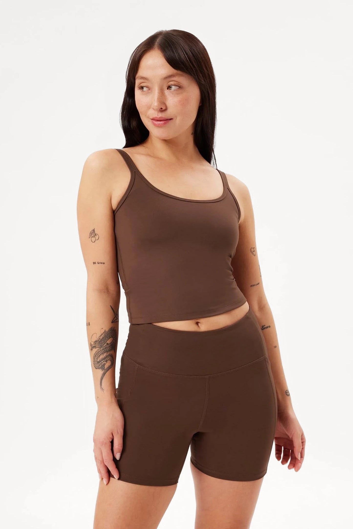Gemma Scoop Tank, Earth