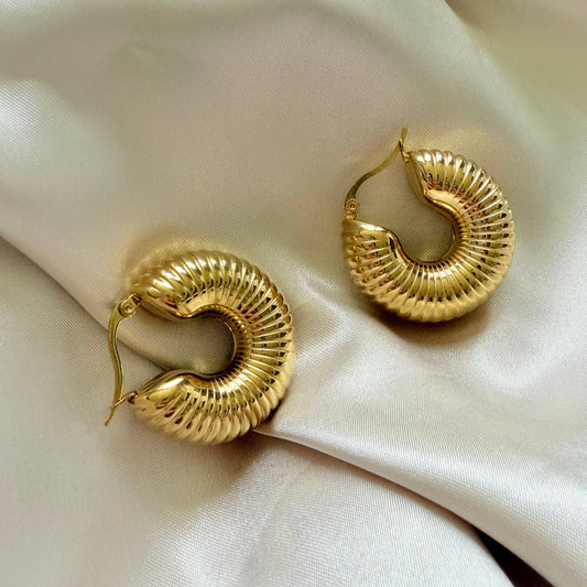 JV Studios Jewellery, Gia Hoops