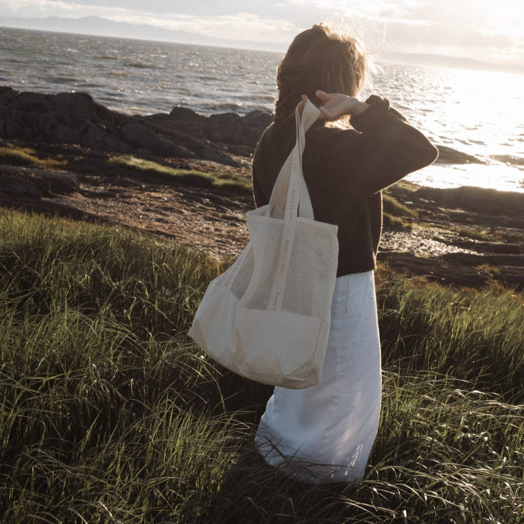 Dans le Sac Mesh Beach Tote Bag