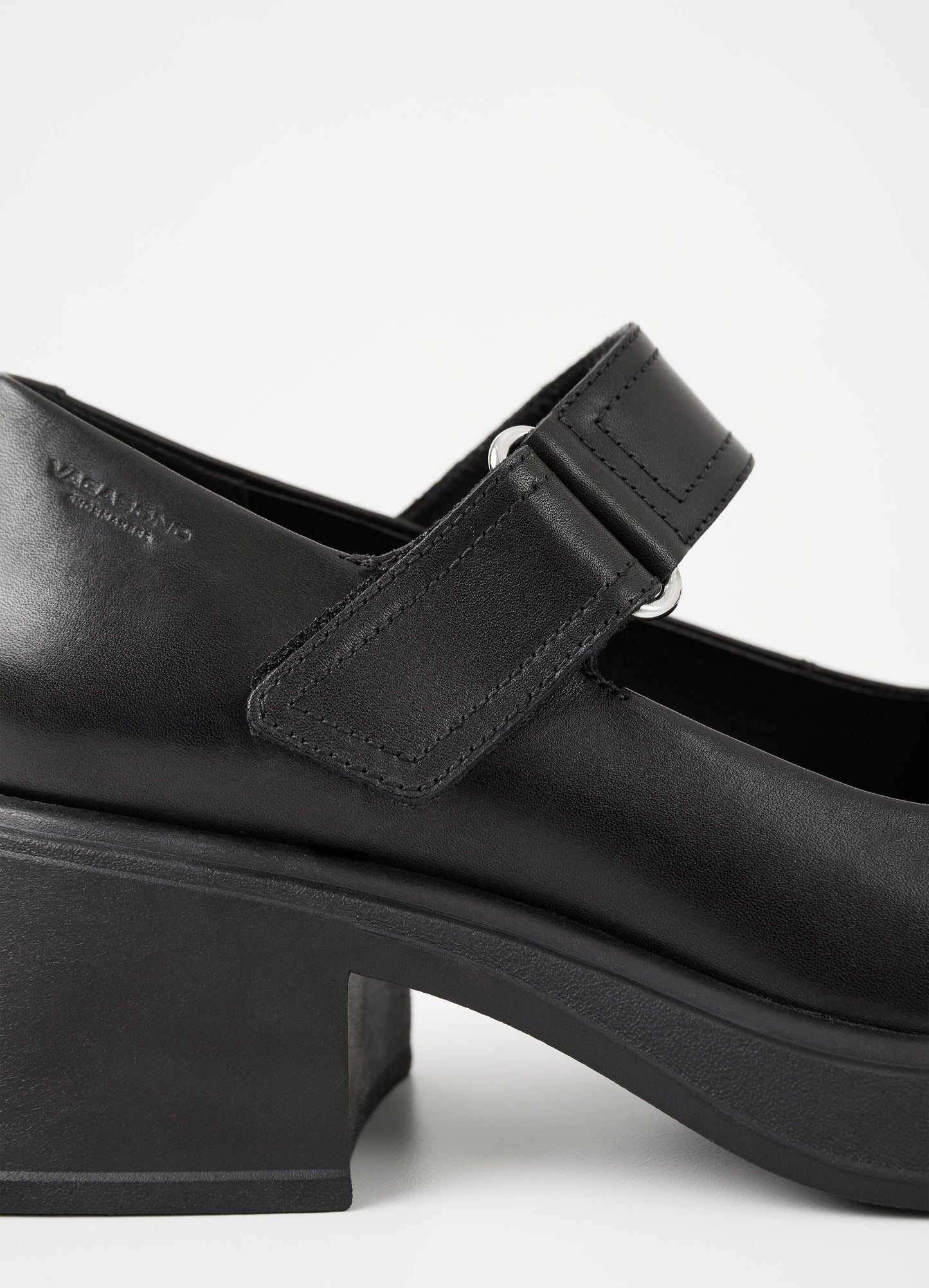 Dorah Pumps