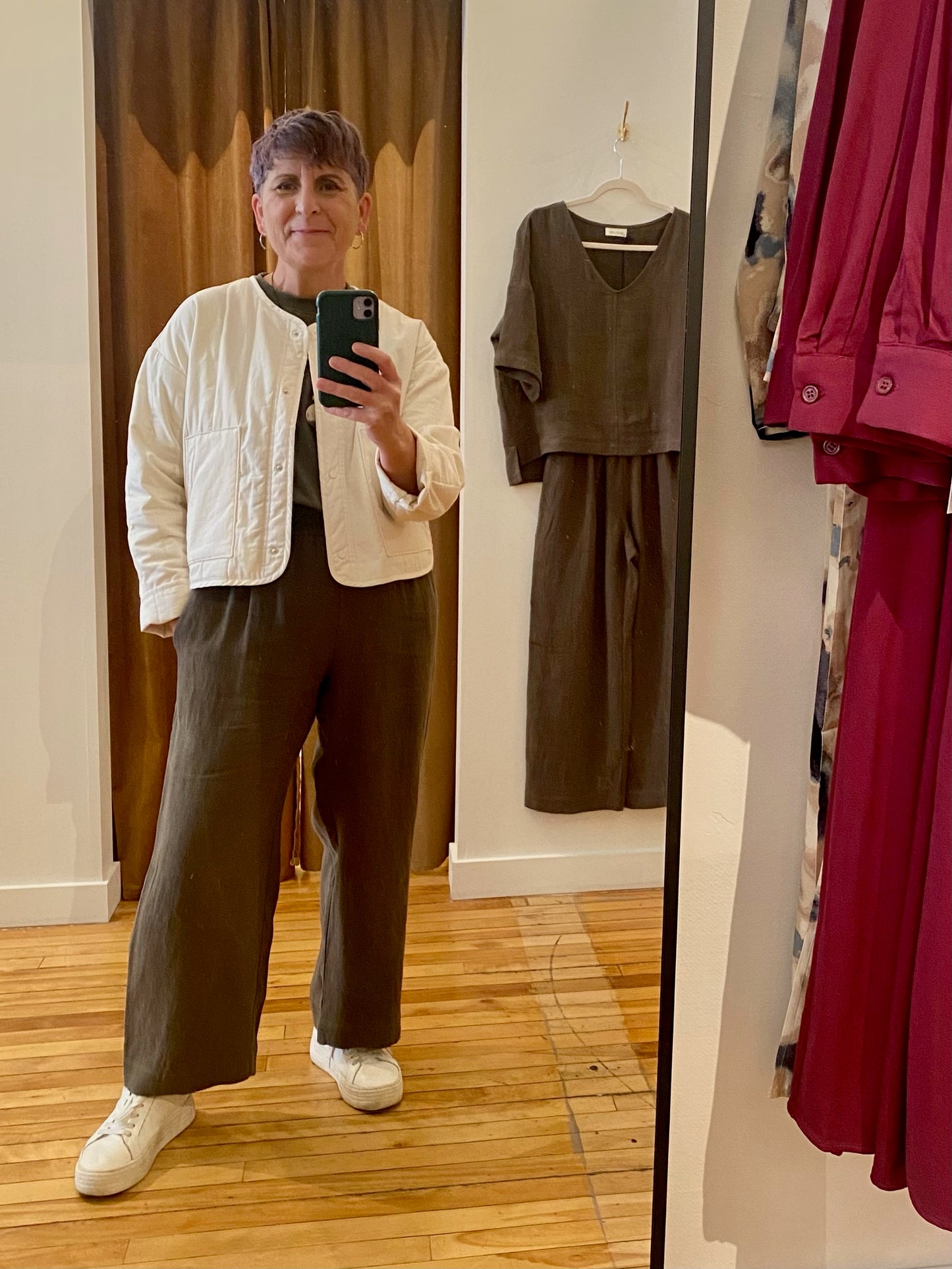 Edie Pant, Olive