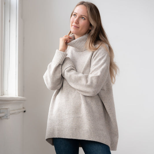 Dog Walker Sweater, Fawn