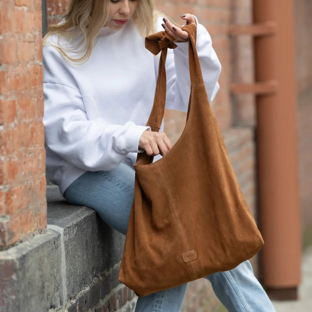 Risa, Knot Tote Suede Brown