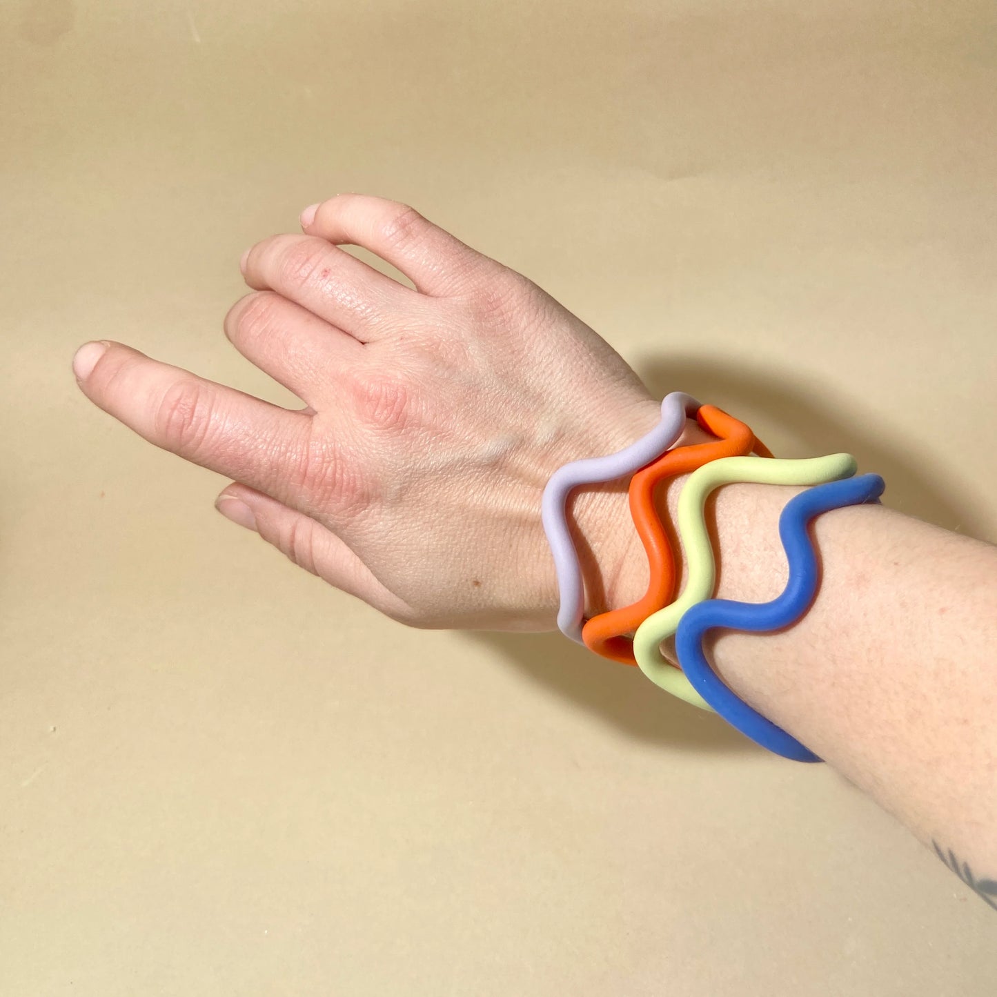 Squiggle Goddess Bracelet - Mauve with Magnetic Clasp