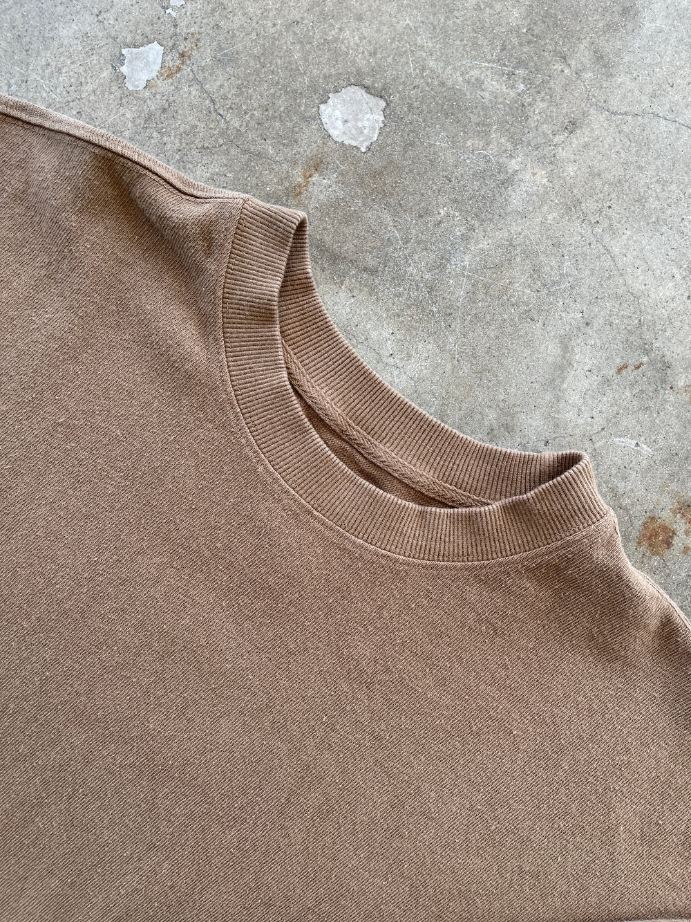 Naturelle Tee - Tobacco