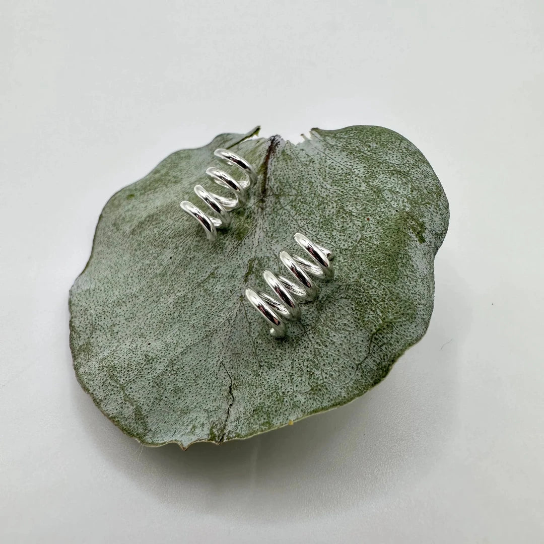 Open Fire, Play Studs