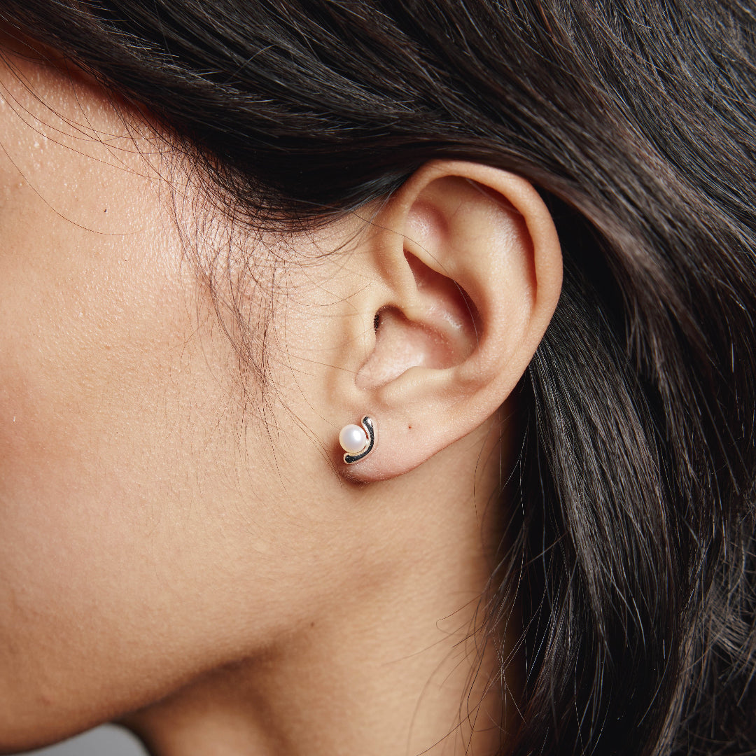 Wolf Circus, Ellis Studs in Sterling Silver