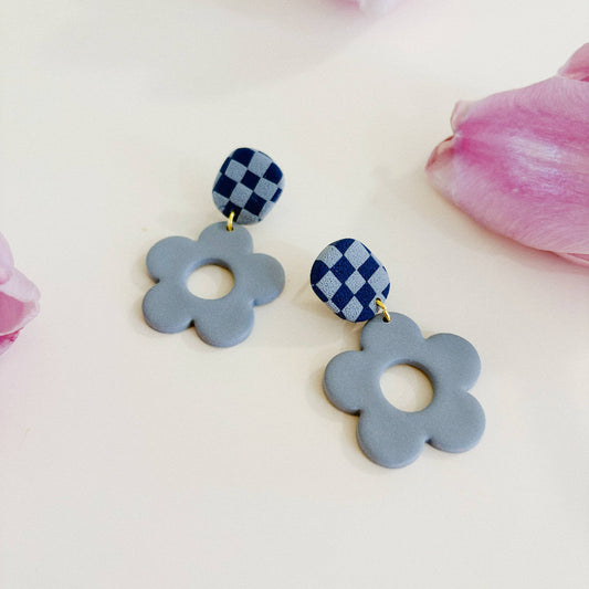 ClayThings Shoppe, Blue Two Tone Flower Dangles