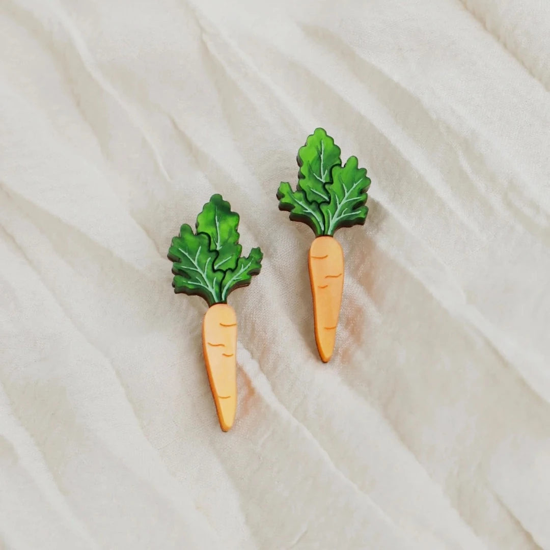 Wolf & Moon, Carrot Studs