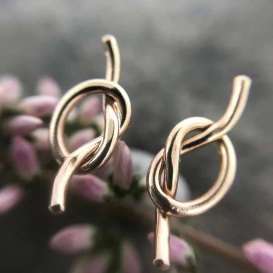 Open Fire, Knot Studs