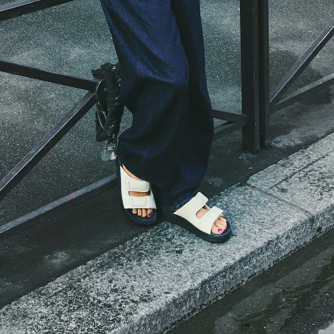 Veja, Etna Bold Leather Cashew