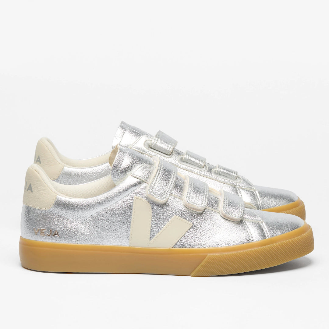 Veja, Recife Leather Silver Pierre