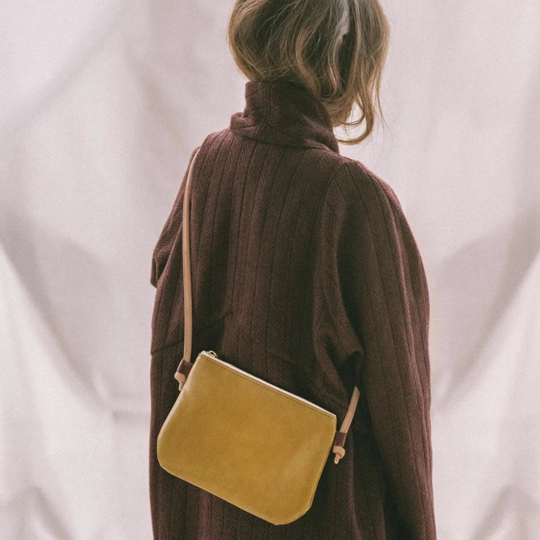 Minimalist Small Shoulder Pouch, Venise Model
