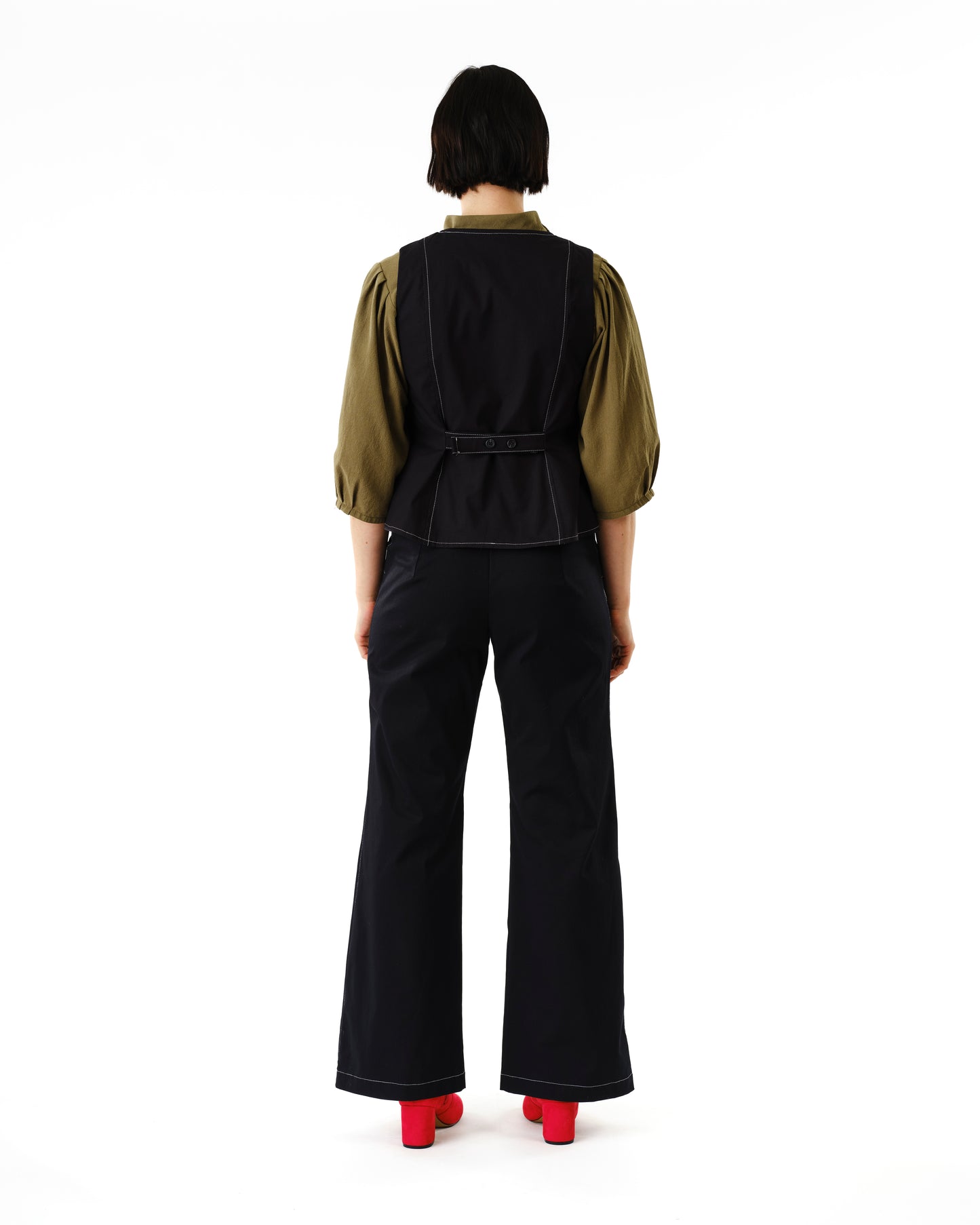 Jennifer Glasgow, Lapita Trouser