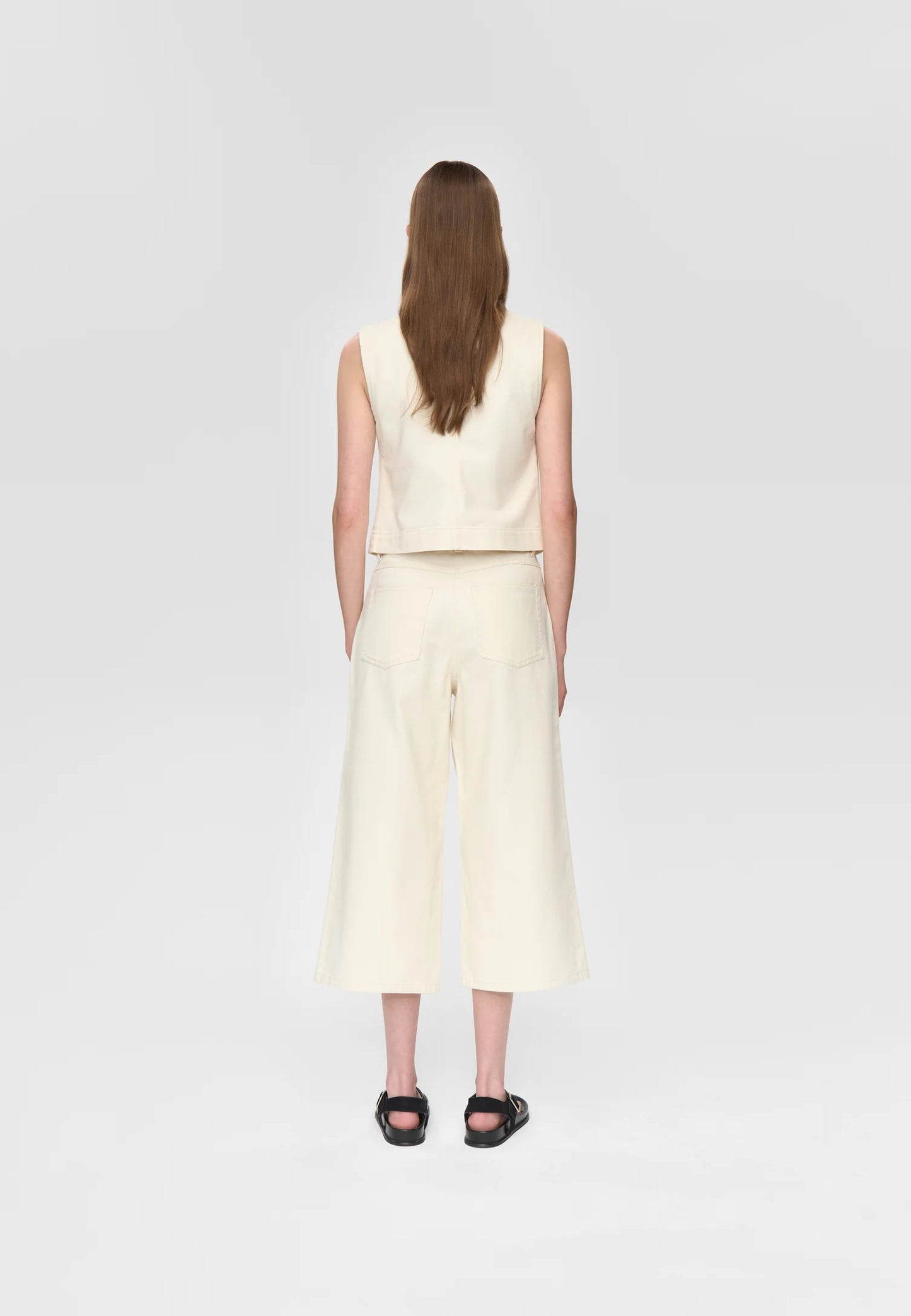 Minimum, Caroline Culotte Jean, Whisper White