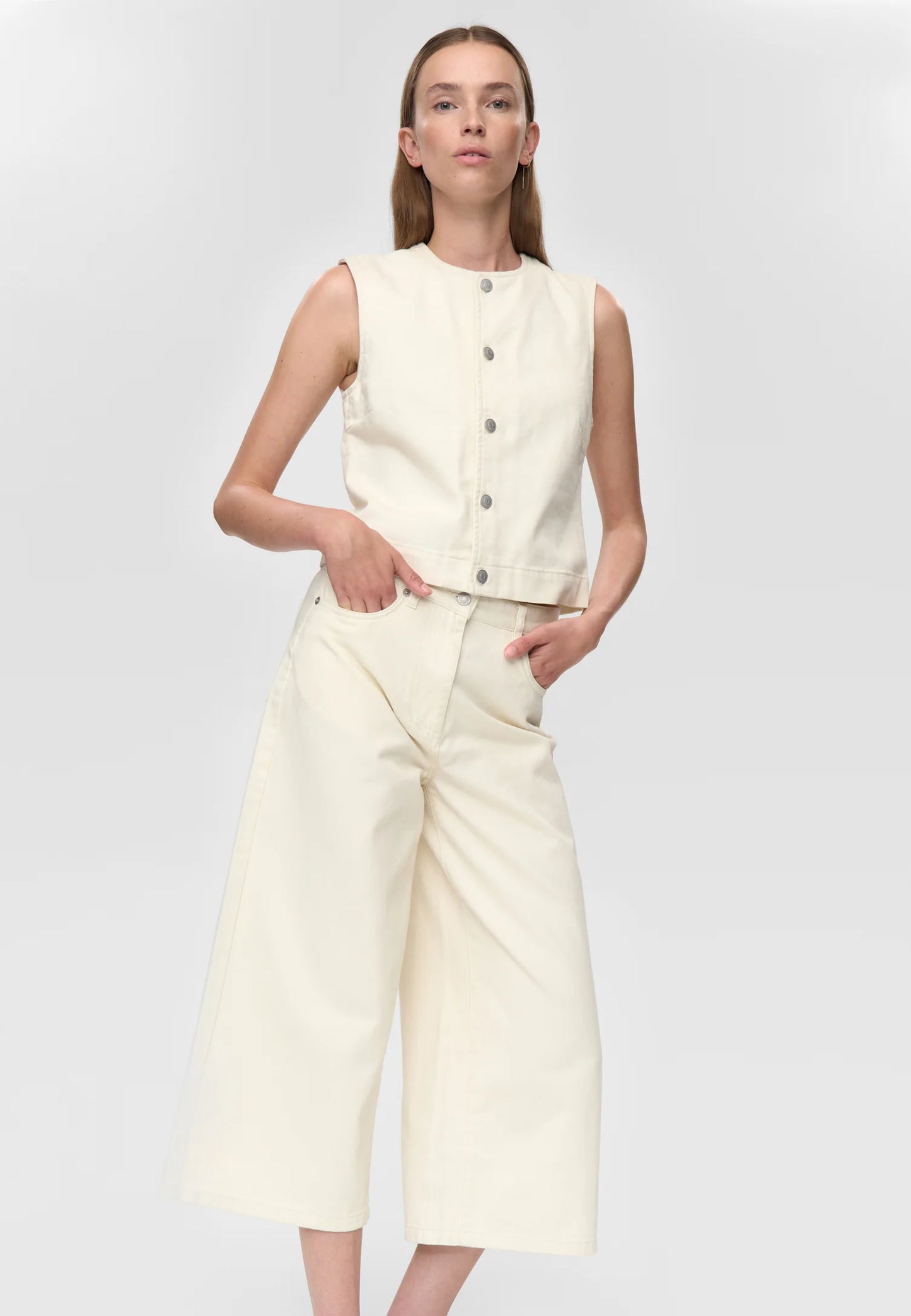Minimum, Alessia Vest, Whisper White