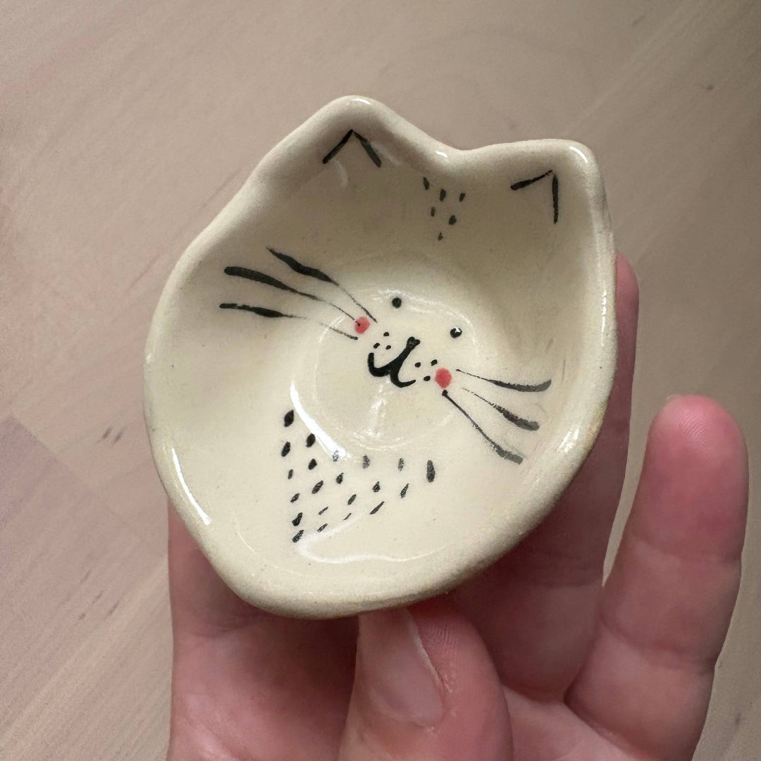 Tiny Cat Face Mini Dish
