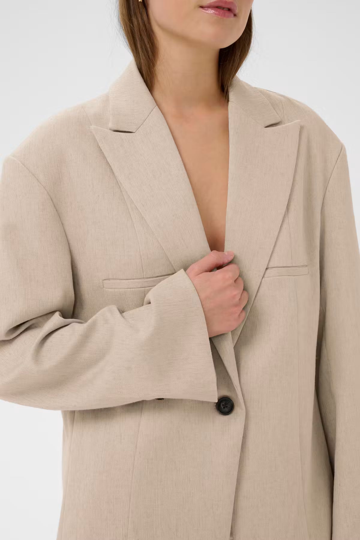Soaked, Sofia Blazer