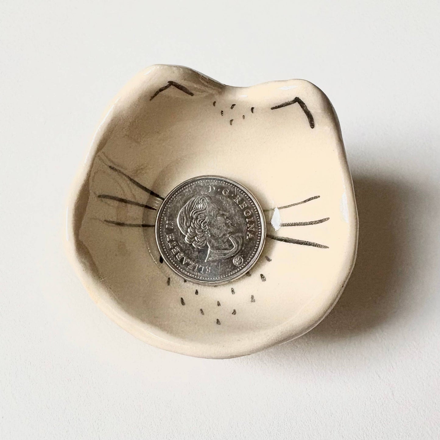 Tiny Cat Face Mini Dish