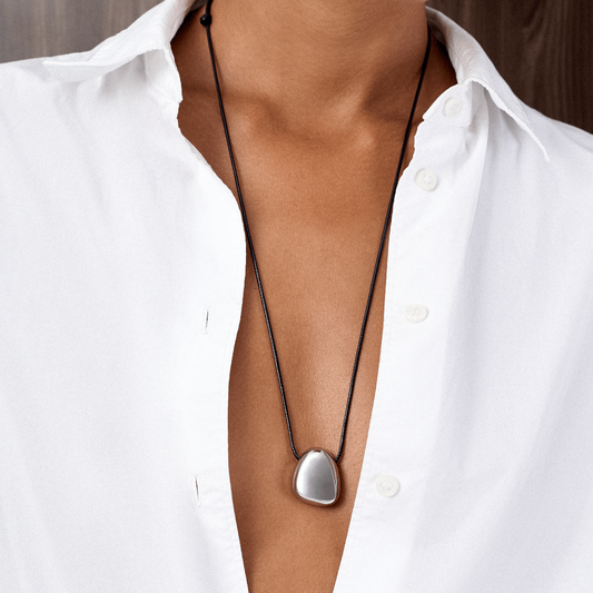 Twenty Compass, Plaza Necklace, Silver & Black