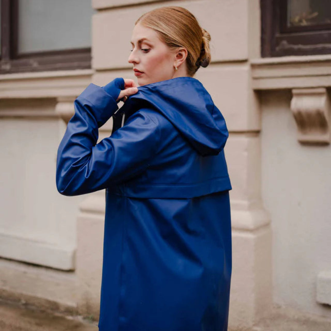 The Mernini Raincoat, Peony Blue