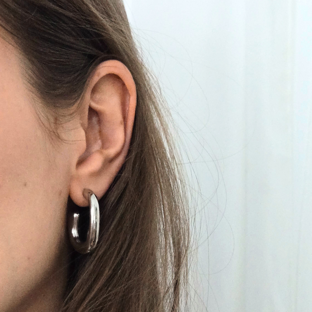 Coutukitsch, Suki Hoops