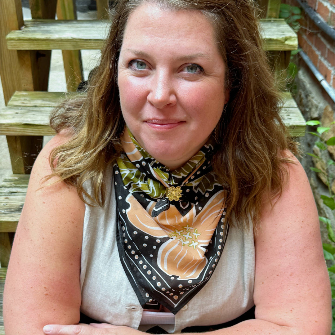 34" Wild Rag Amy Bandana