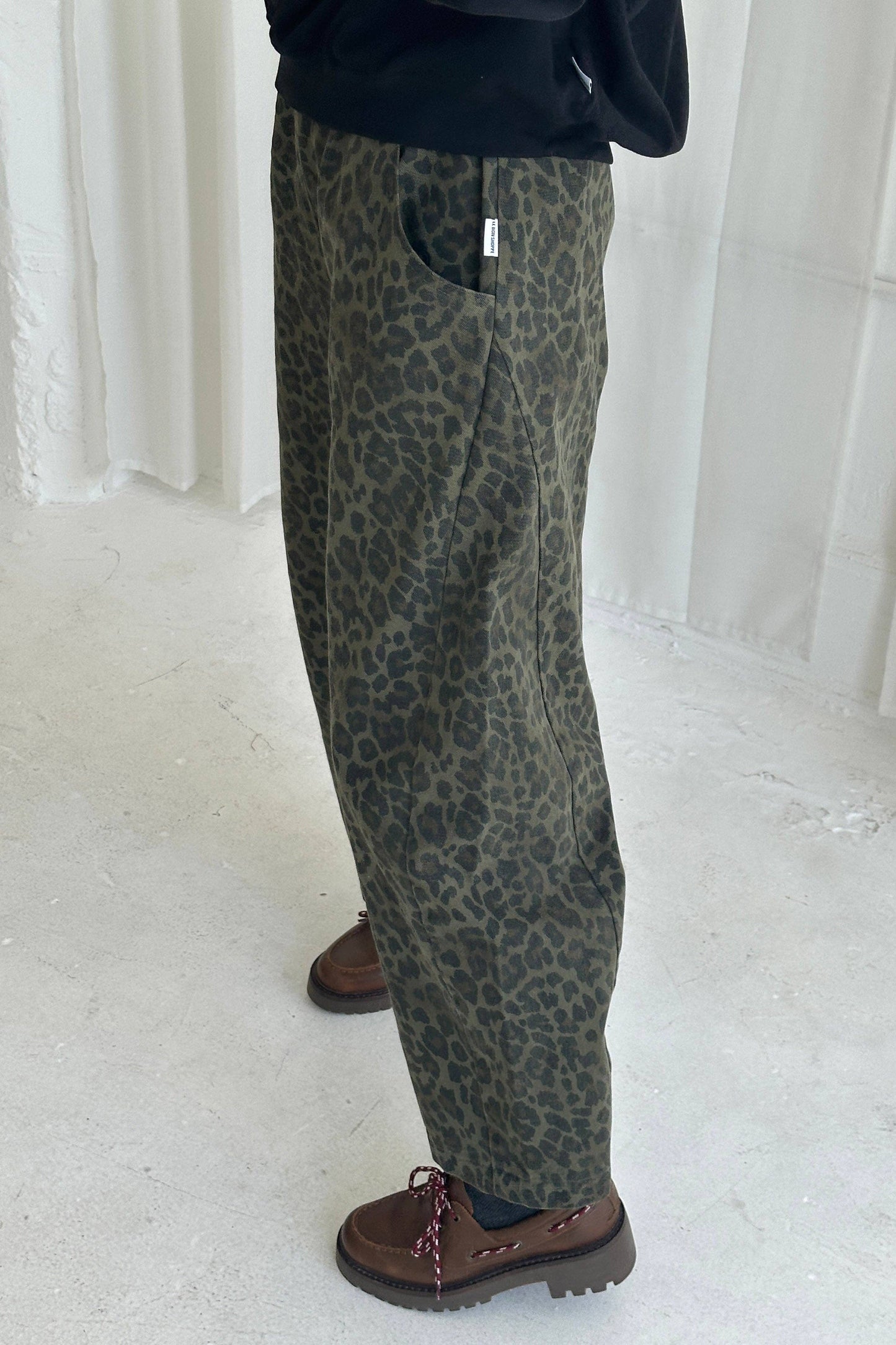 Le Bon Shoppe, Arc Pants, Fern Leopard