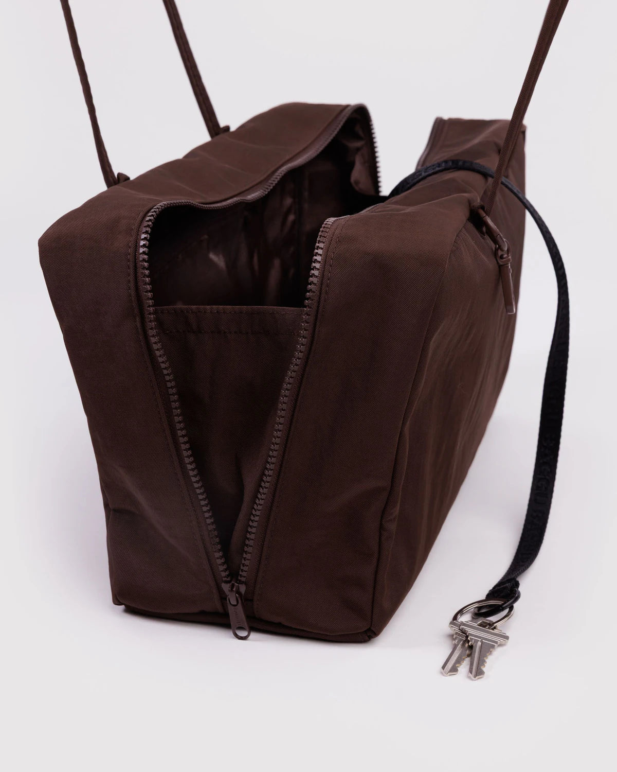 Baggu, Medium Nylon Bowler Bag, Coffee