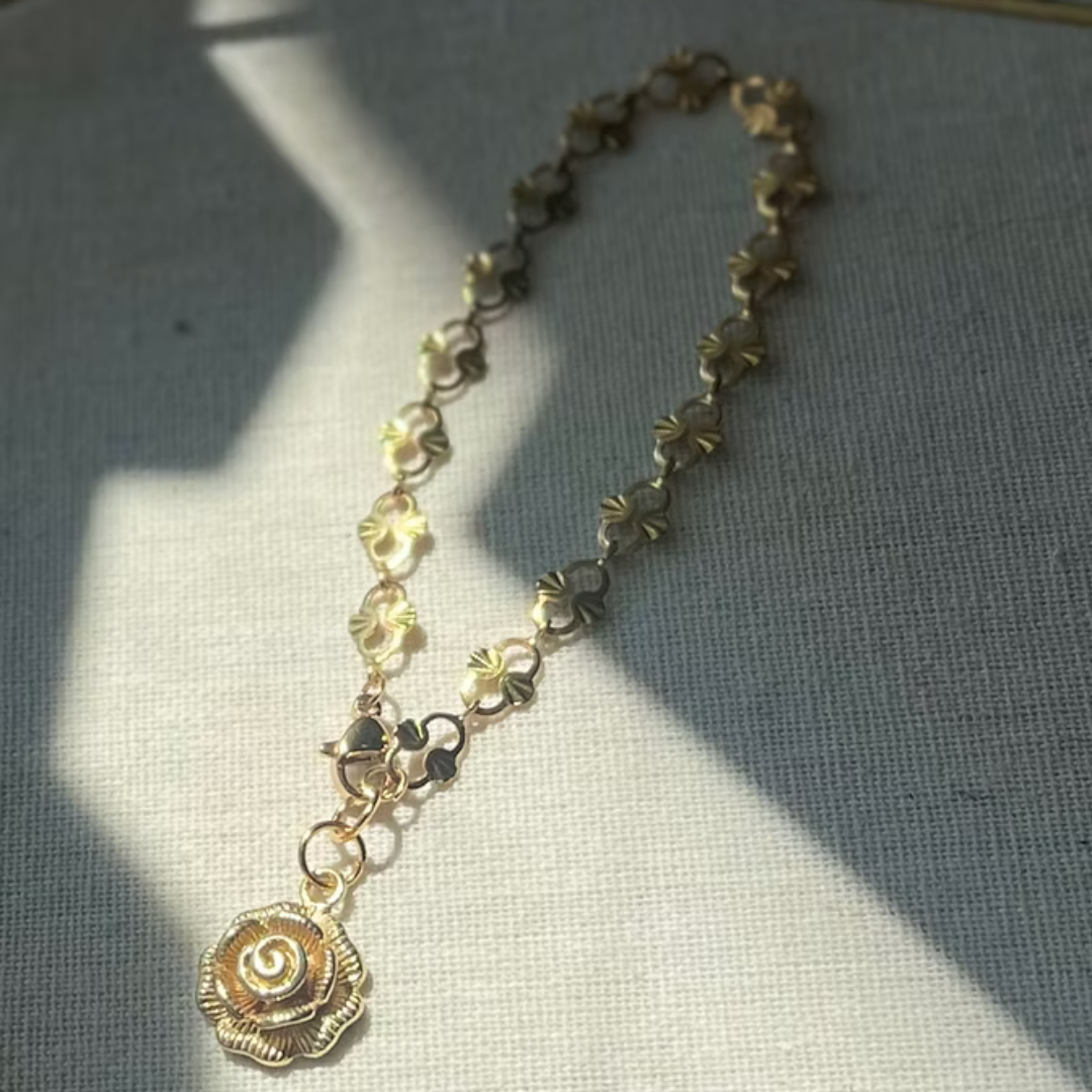 Frug, Vintage Brass Rose Charm FNJ56SET