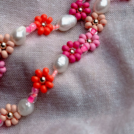 Oak + Eve, Pink Grapefruit Daisy Bracelet