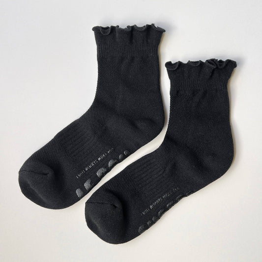 Le Bon Shoppe, Ruffled Hugger Crew Socks, Black