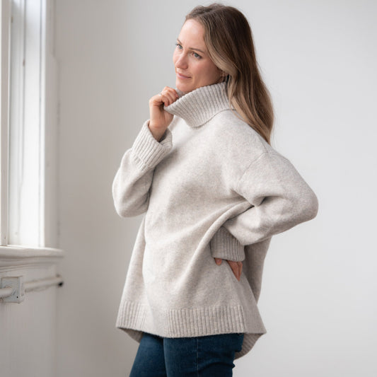 Dog Walker Sweater, Fawn