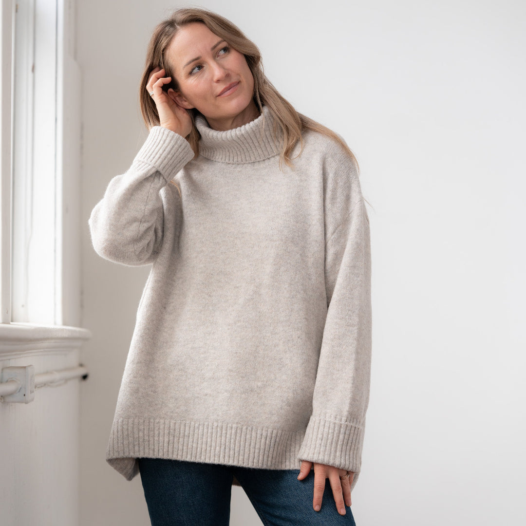 Dog Walker Sweater, Fawn