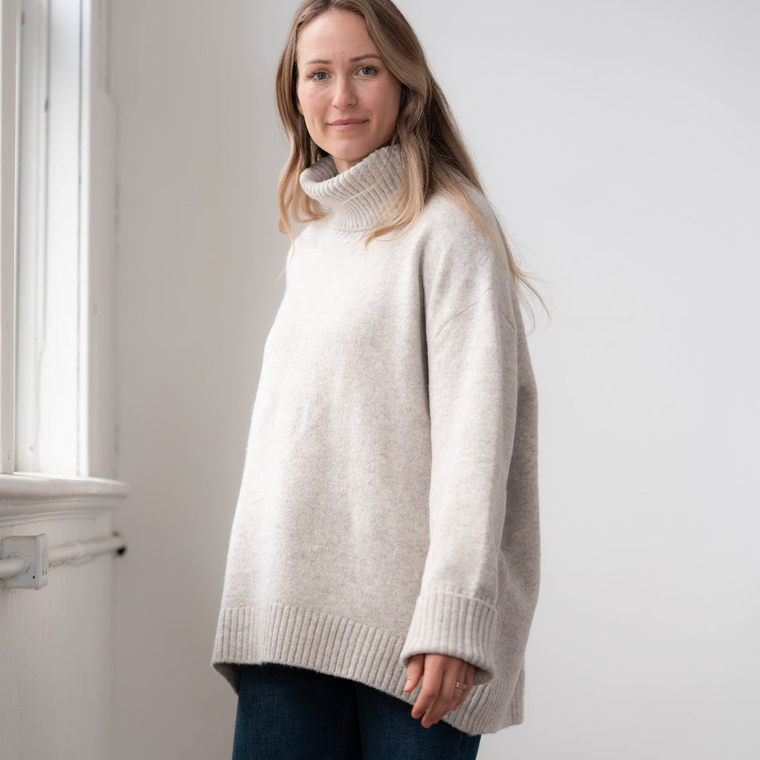 Dog Walker Sweater, Fawn