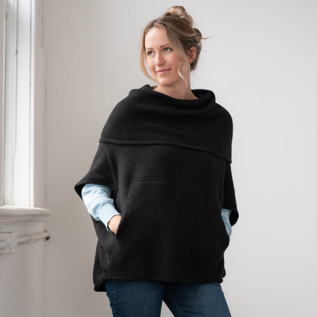 Kanga Kowl Capelet, Black