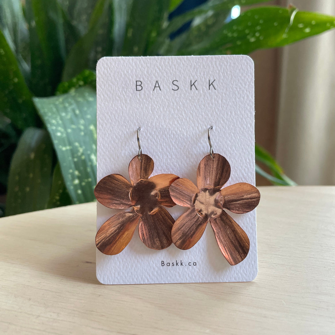 Baskk, Medium Copper Flower Earrings