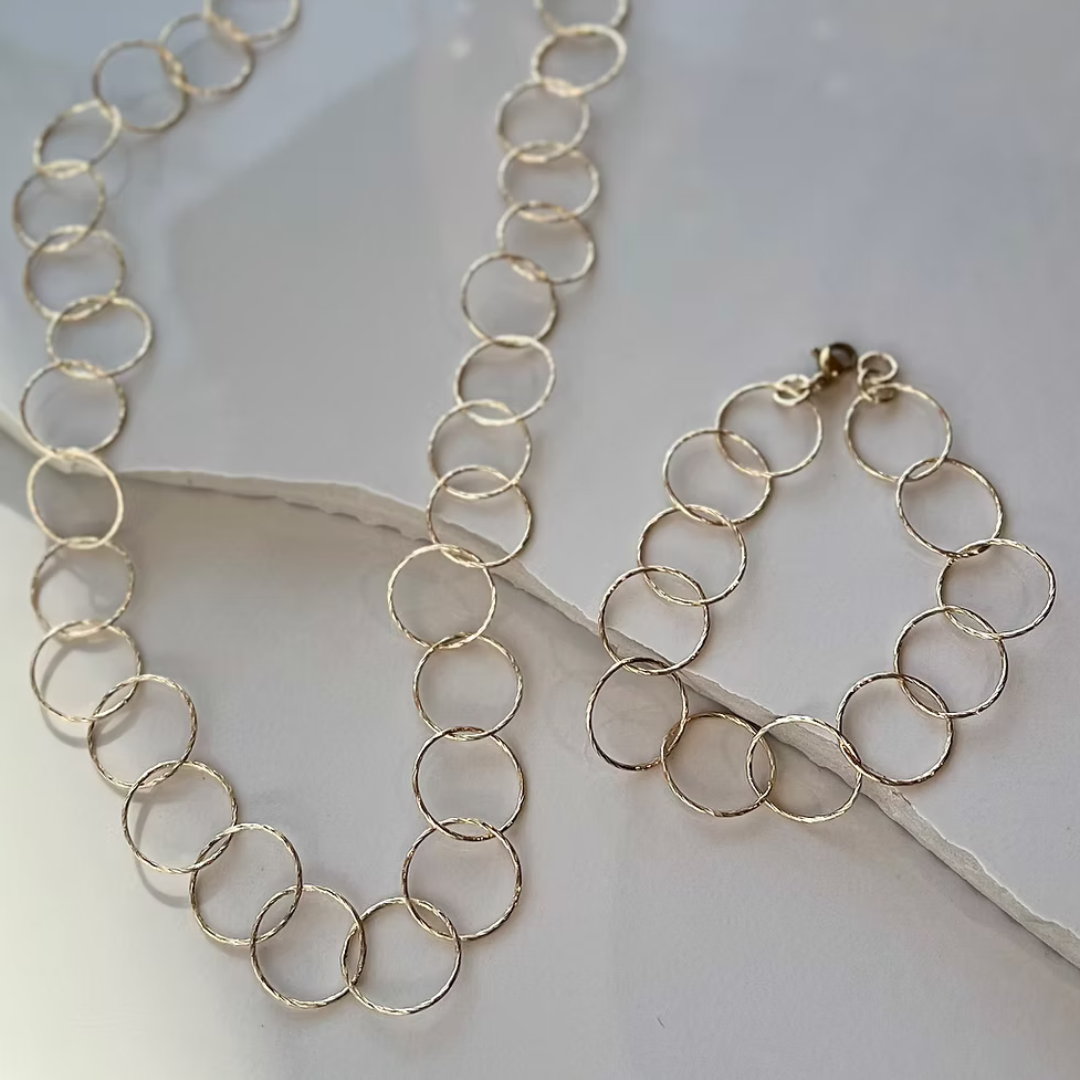 Frug, 14K Goldplate Delicate Loop Necklace FJ30