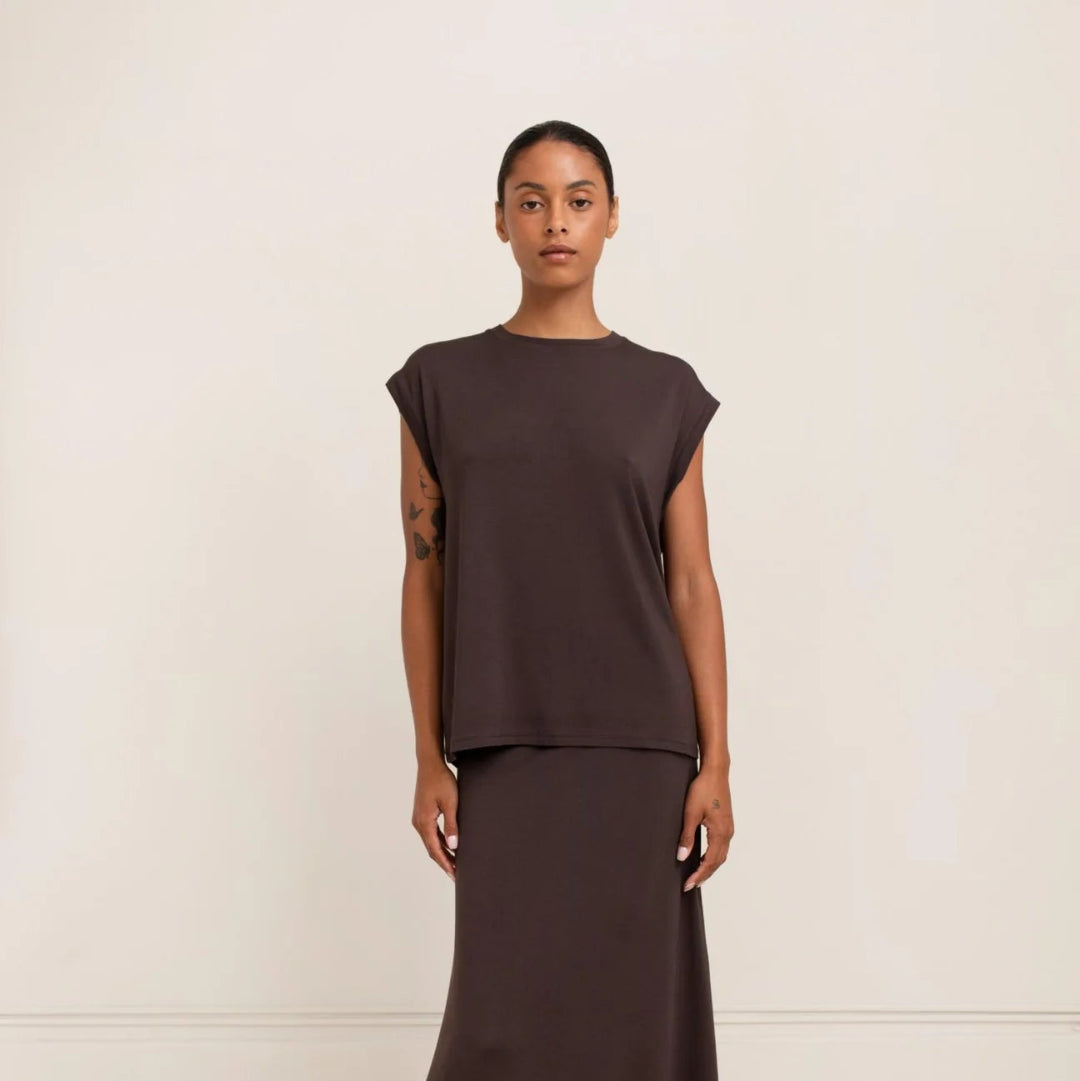 Paper Label, Tilda Sleeveless Shirt, Chocolate Torte