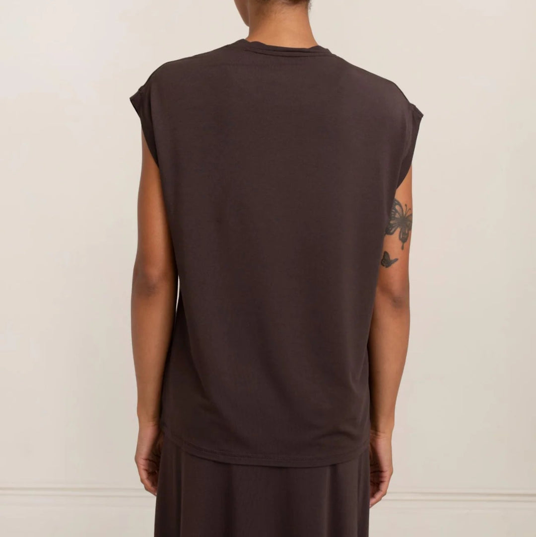 Paper Label, Tilda Sleeveless Shirt, Chocolate Torte