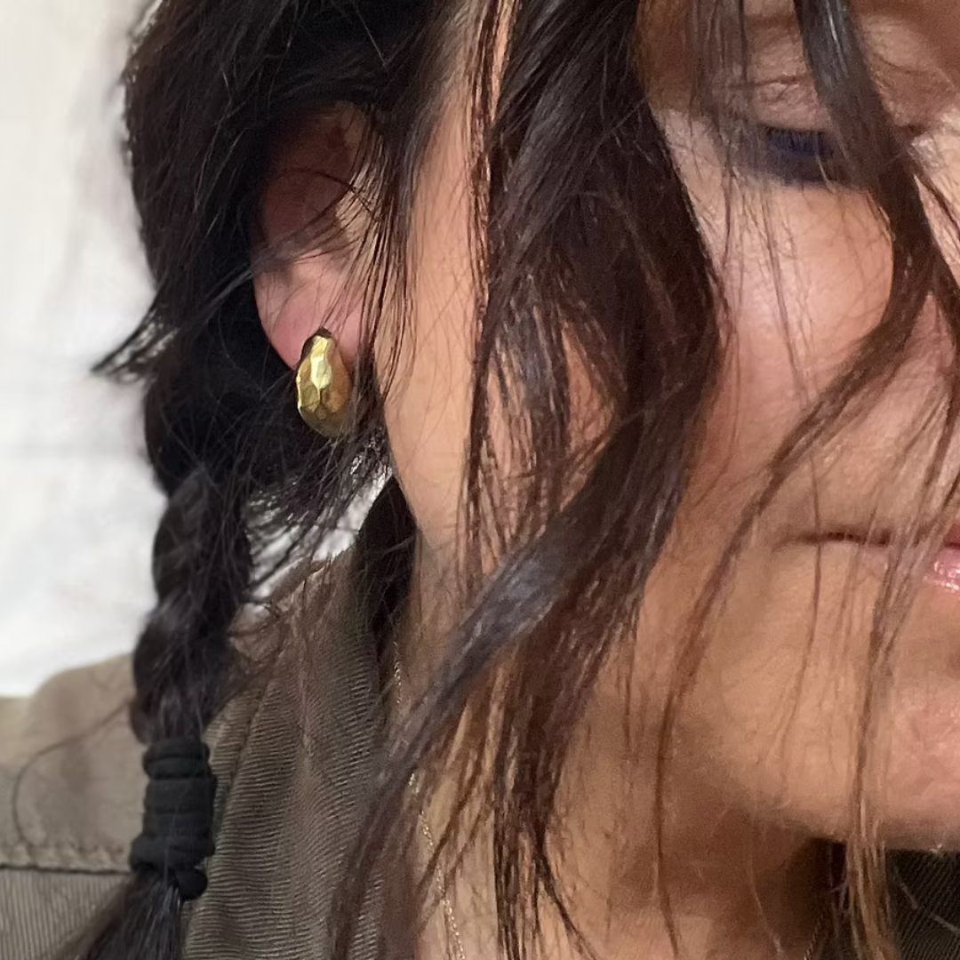 Frug, Vintage Faceted Deadstock Hoop Earrings FEJ18