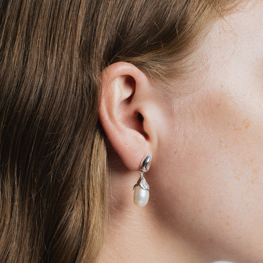 Wolf Circus, Pearl Drop Earring, Silver