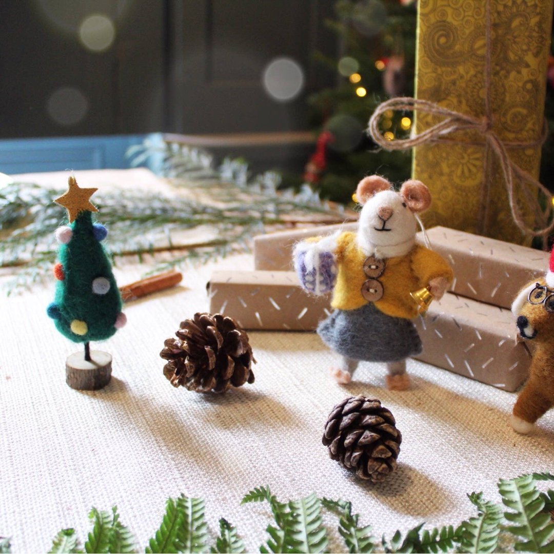 Agnes Mouse Ornament