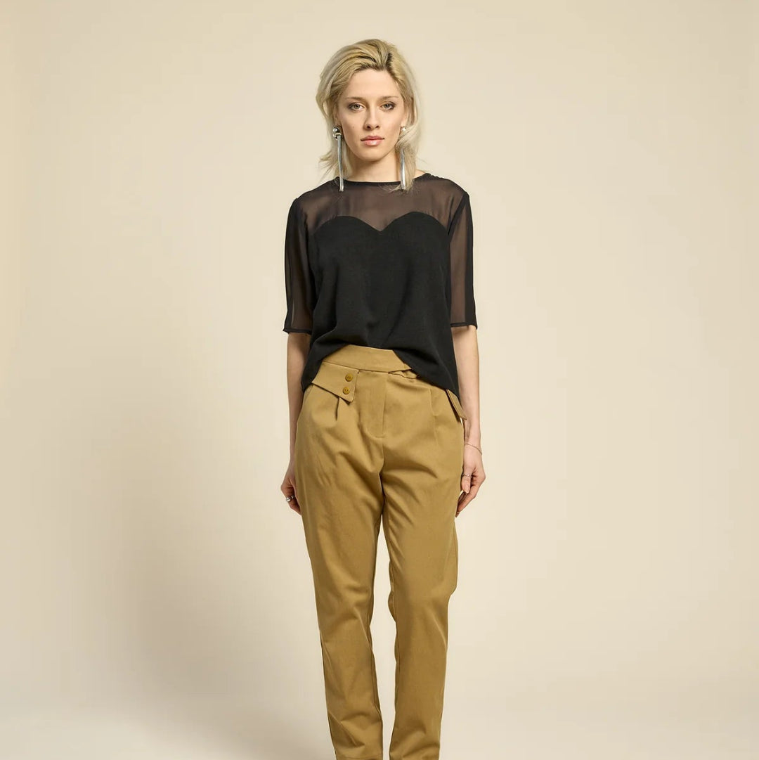 Cokluch, L'Amour Top, Black