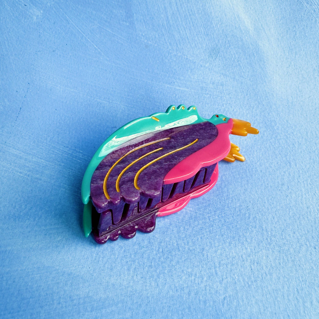 Lisa Junius, Harpy Hair Claw