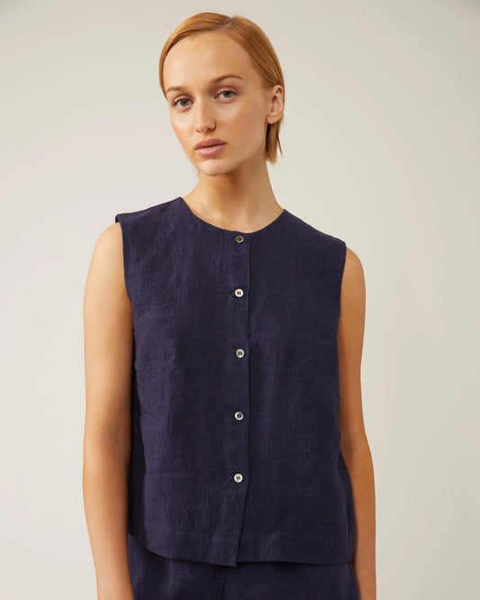 Naif, Hallie Linen Crepe Vest, Midnight