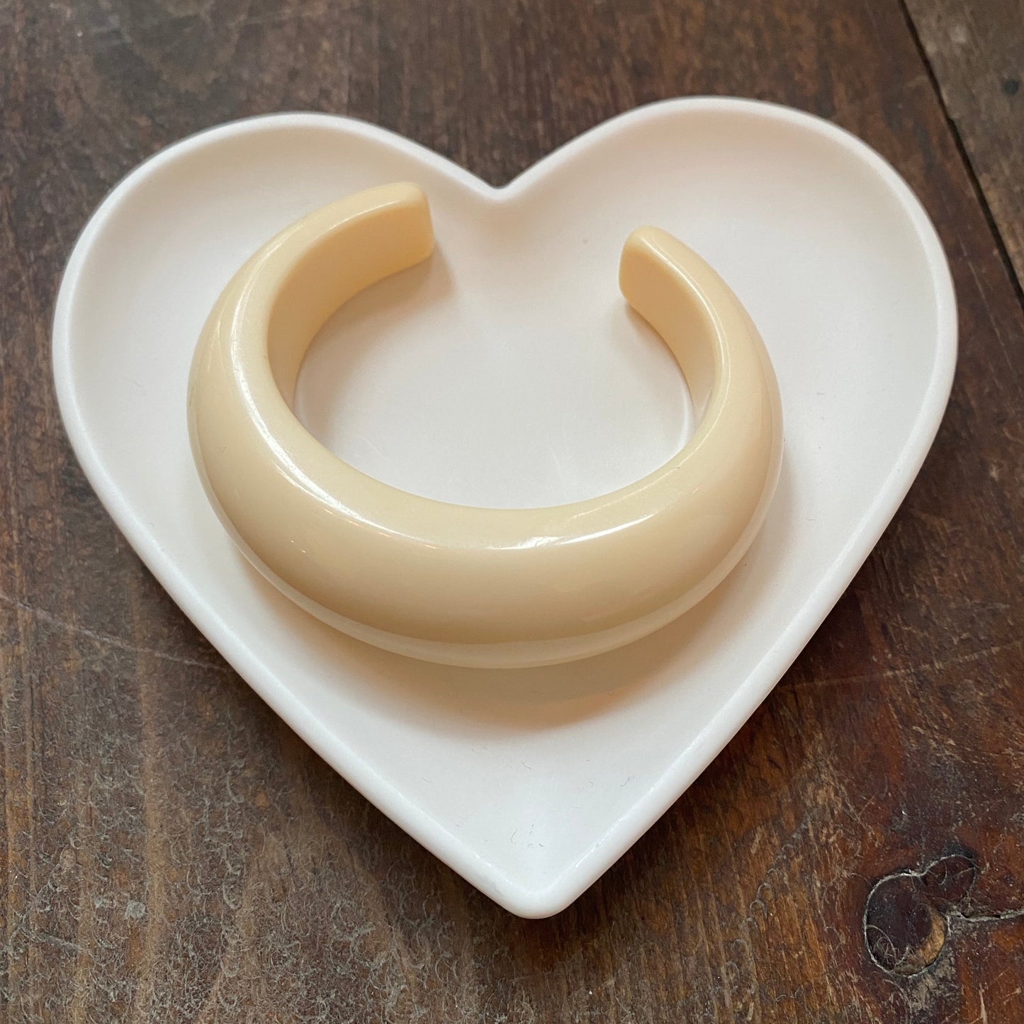 Modern Fable, Acrylic C-Shaped Bangle, Cream