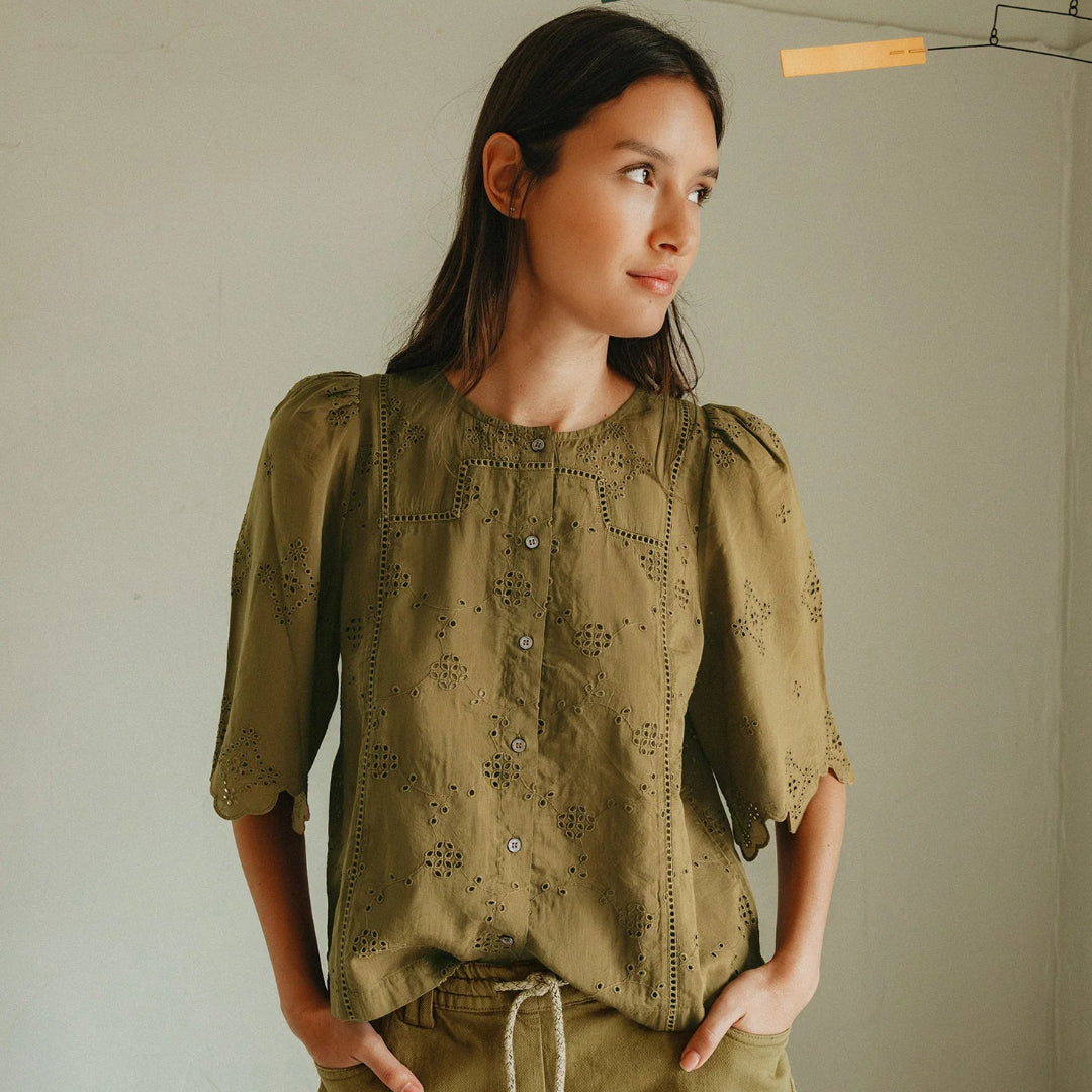 Indi & Cold, Boxy Shirt with Schiffli Embroidery