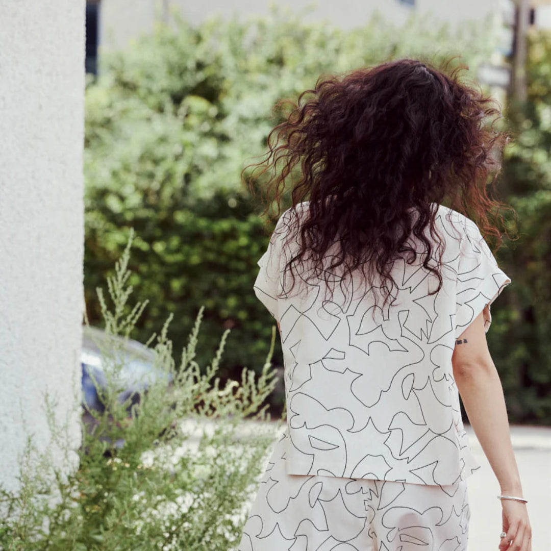 Eve Gravel, Wesley Top, Oneline