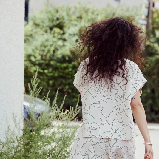 Eve Gravel, Wesley Top, Oneline